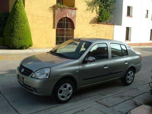 Nissan platina 2004 caracteristicas #2