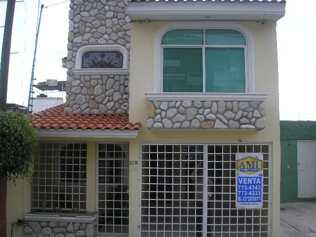 Casa sola en compra, calle jimena, col. vivar, león, guanajuato en  Guanajuato - Casas en venta | 215321
