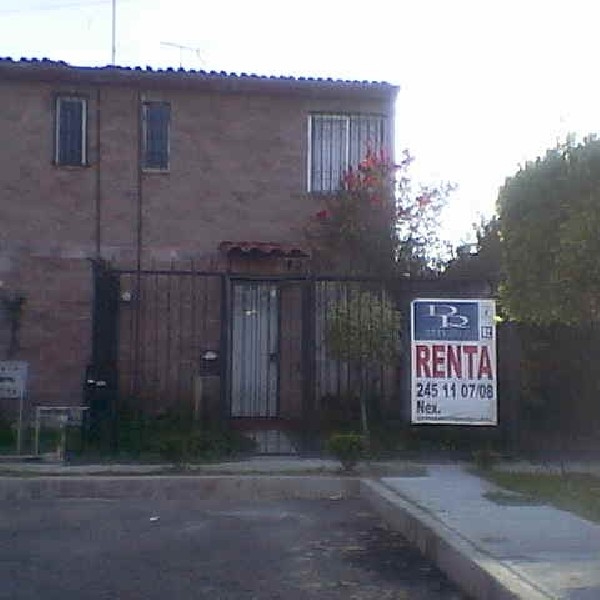 Casa sola en renta, calle betelgeuse, col. la luna, querétaro, querétaro en  Querétaro - Casas en renta | 239865