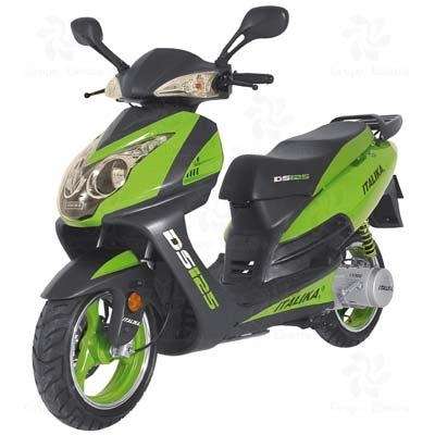 Vendo motoneta italika  verde en Distrito Federal - Autos | 249392