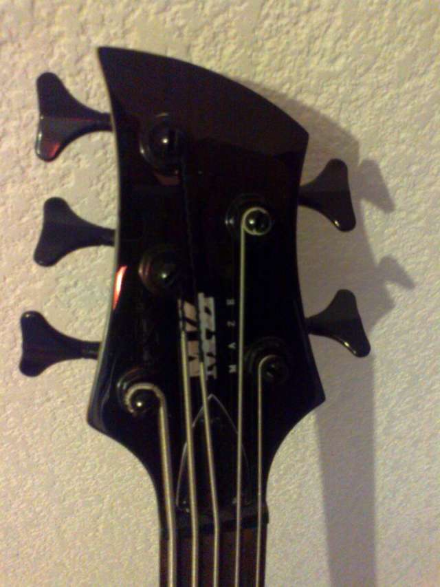 Bajo maze 5 cuerdas, impecable. entrego con funda. en Distrito Federal -  Instrumentos Musicales | 385255