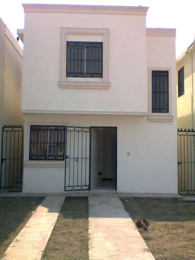 Remato casa en arcos del sol, area solidaridad mty, . en Monterrey -  Casas en venta | 470721