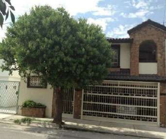 Casa colonia la primavera en monterrey. preciosa y de oportunidad. en  Monterrey - Casas en venta | 581170