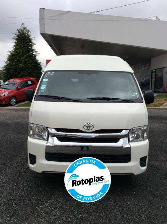 Toyota hiace 15 pasajeros modelo 2015 en Isidro Fabela