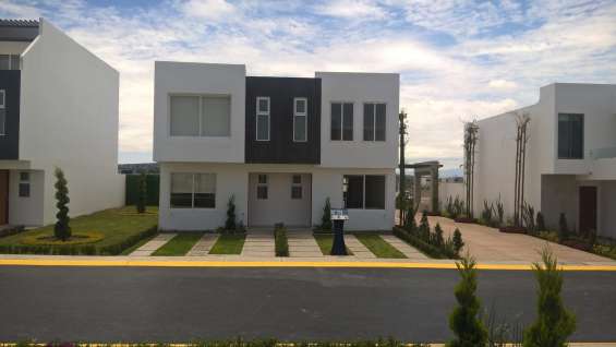 Casas medio residencial de 3 recamaras en tecamac, ojo de agua de grupo  sada en Tecámac - Casas en venta | 631394